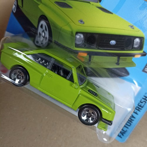 Hot Wheels Ford Escort RS2000 Green 2024 Short Card