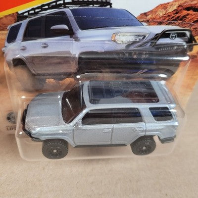 2026 Matchbox 2019 Toyota runner Silber #57 Short Card