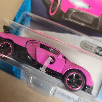 2025 Majorette Bugatti Chiron Pur Sport Pink Showroom Chase