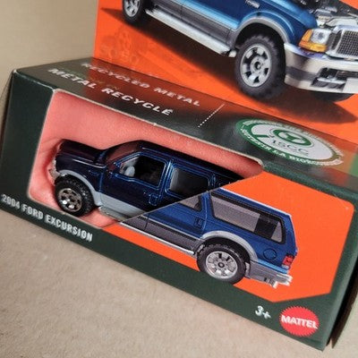 2025 Matchbox Moving Parts 2004 Ford Excursion Blue