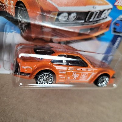2025 Hot Wheels BMW 635 Ci Orange #185 Wild Wide Body Short Card