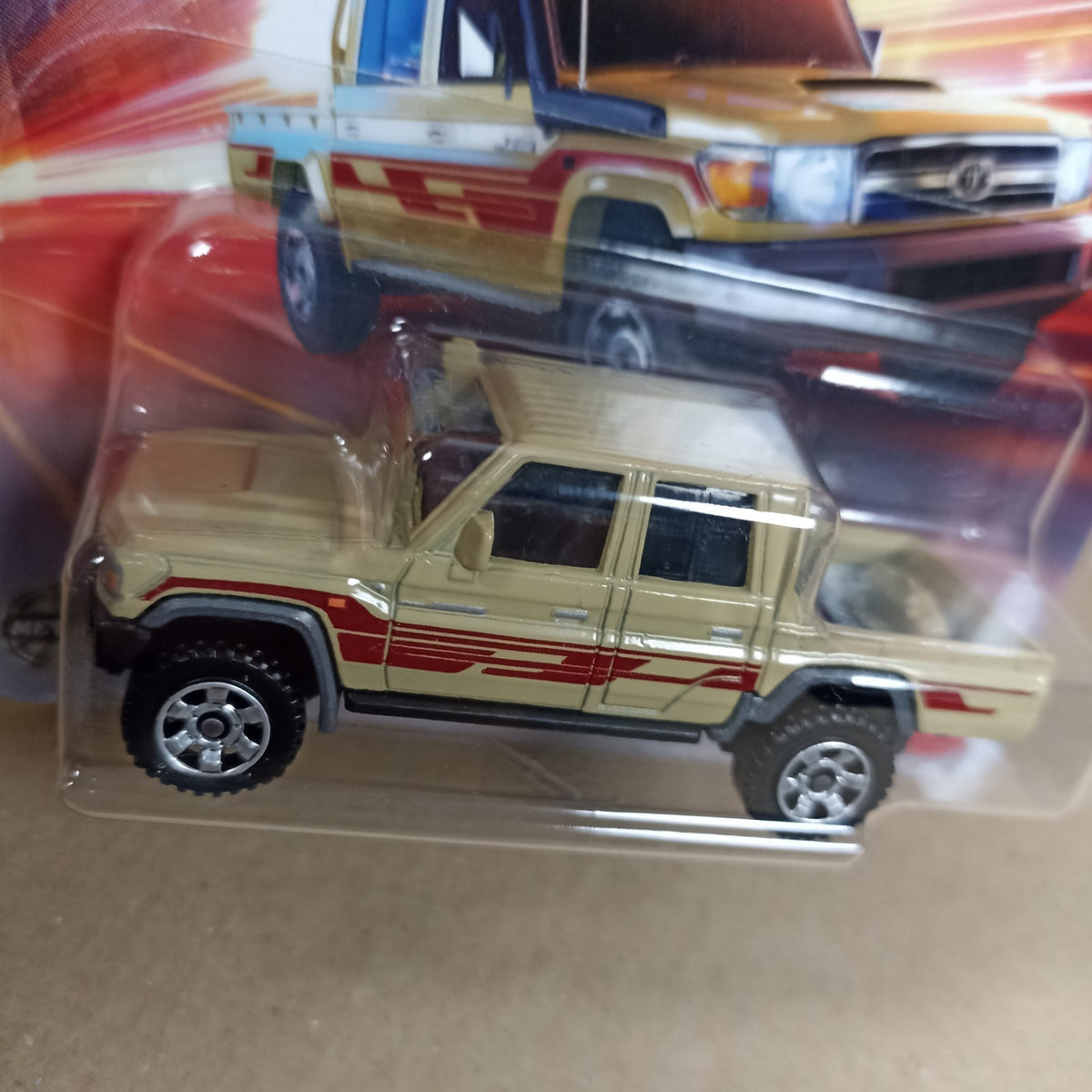 Matchbox 17 Toyota Landcruiser 78 #109 2025 Short Card