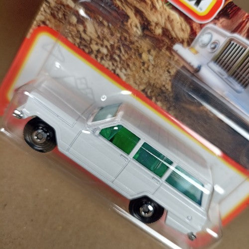 Matchbox 2024 1964 Jeep Wagoneer White Short Card