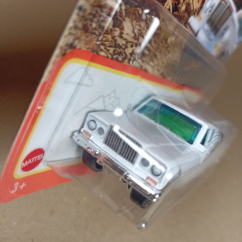 Matchbox 2024 1964 Jeep Wagoneer White Short Card