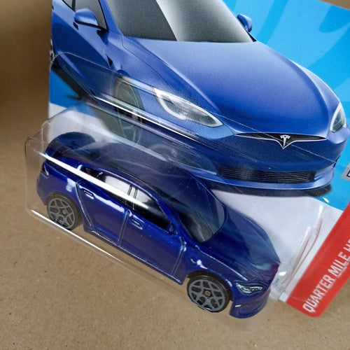 2024 Hot Wheels Blauer Tesla Model S Plaid 238/250 Quarter Mile Heroes Short Card
