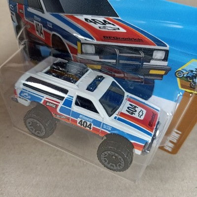 2025 Hot Wheels Chevy Blazer 4x4 White HW Dirt Short Card