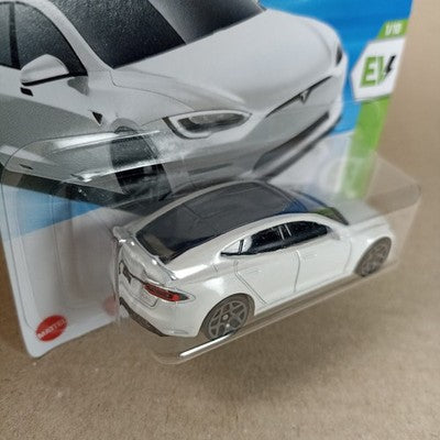 Hot Wheels 2025 Tesla Model S Plaid White Short Card