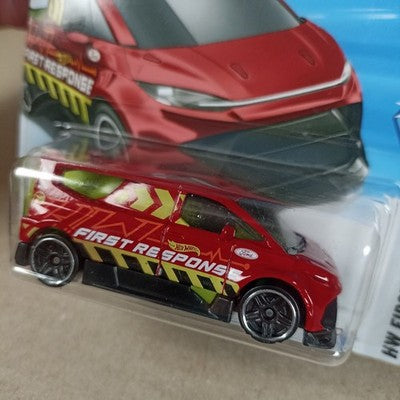 Hot Wheels Ford Performance Supervan 4 Treasure Hunt 2025 Short Card