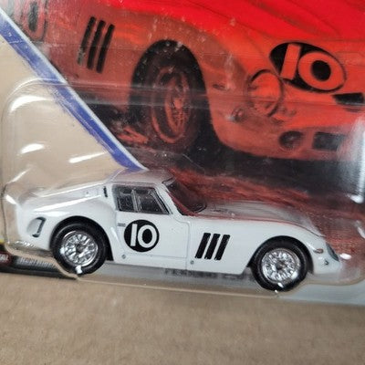 2026 Hot Wheels Premium Vintage Racing Ferrari 250 GTO White