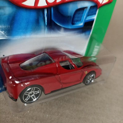 Hot Wheels 2007 Treasure Hunt Enzo Ferrari Short Card Red Seats