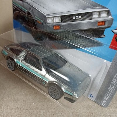 2024 Hot Wheels DMC Delorean Treasure Hunt Short Card