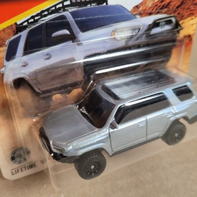2026 Matchbox 2019 Toyota runner Silber #57 Short Card