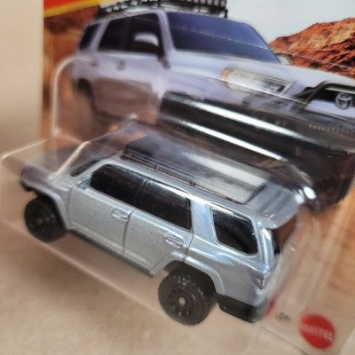 2026 Matchbox 2019 Toyota runner Silber #57 Short Card