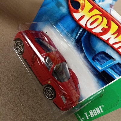 Hot Wheels 2007 Treasure Hunt Enzo Ferrari Short Card Red Seats