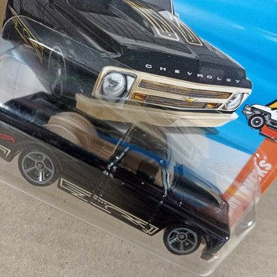 Hot Wheels Chevy 67 C10 Black Hot Trucks 2025 Short Card