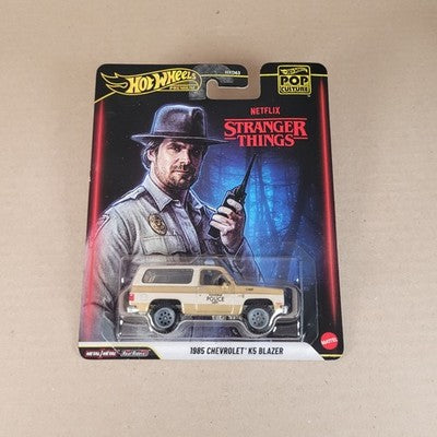 Hot Wheels 1985 Chevrolet K5 Blazer  Premium Stranger Things Pop Culture