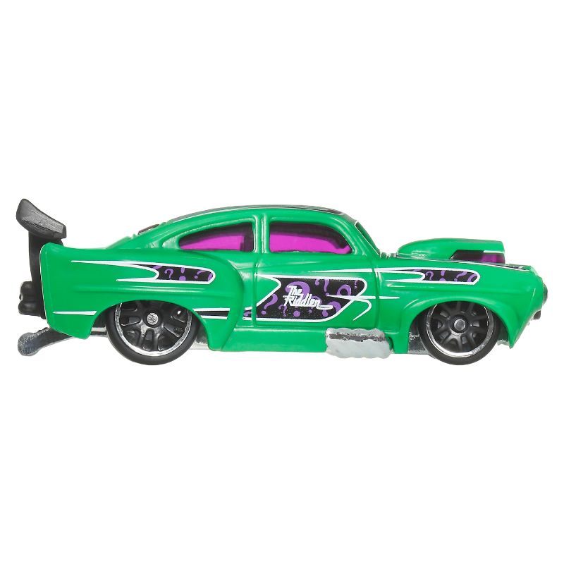 Hot Wheels Batman T Janed 10/15 JKW98 Diecast Toy Car (HDG89)