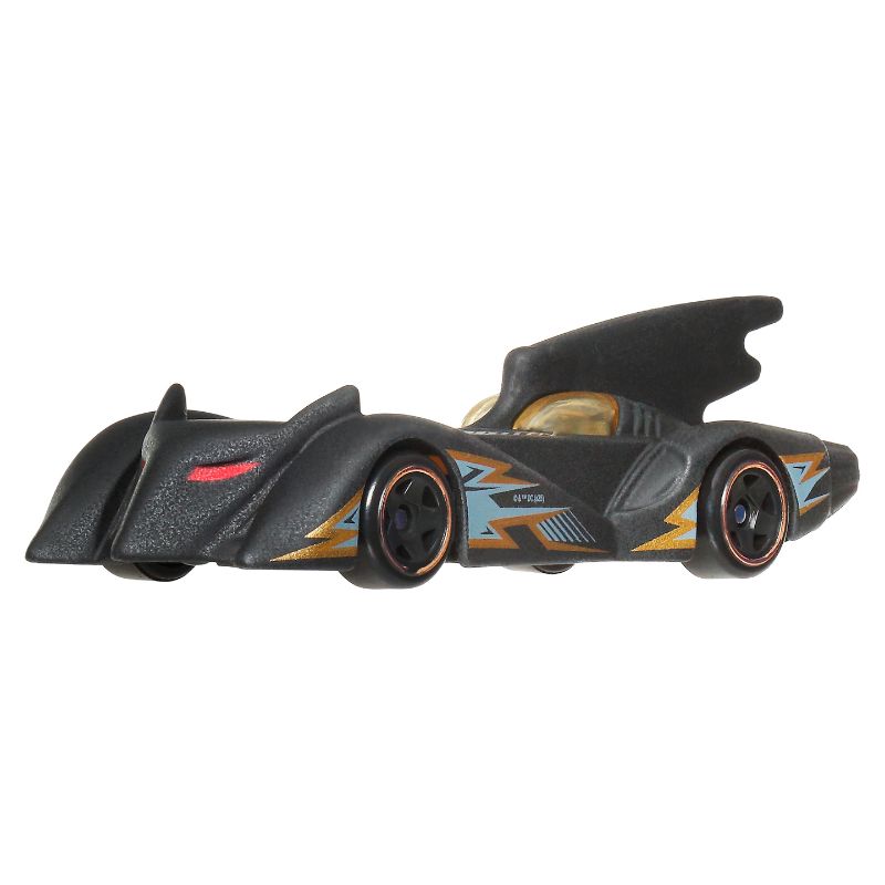 Hot Wheels Batman Batmobile Toy Car 8/15 JKW96 (HDG89)