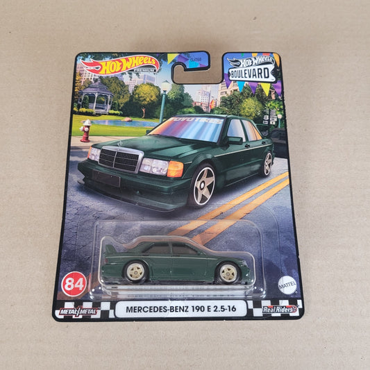 Hot Wheels Boulevard #84 Mercedes-Benz 190 E 2.5-16 Green