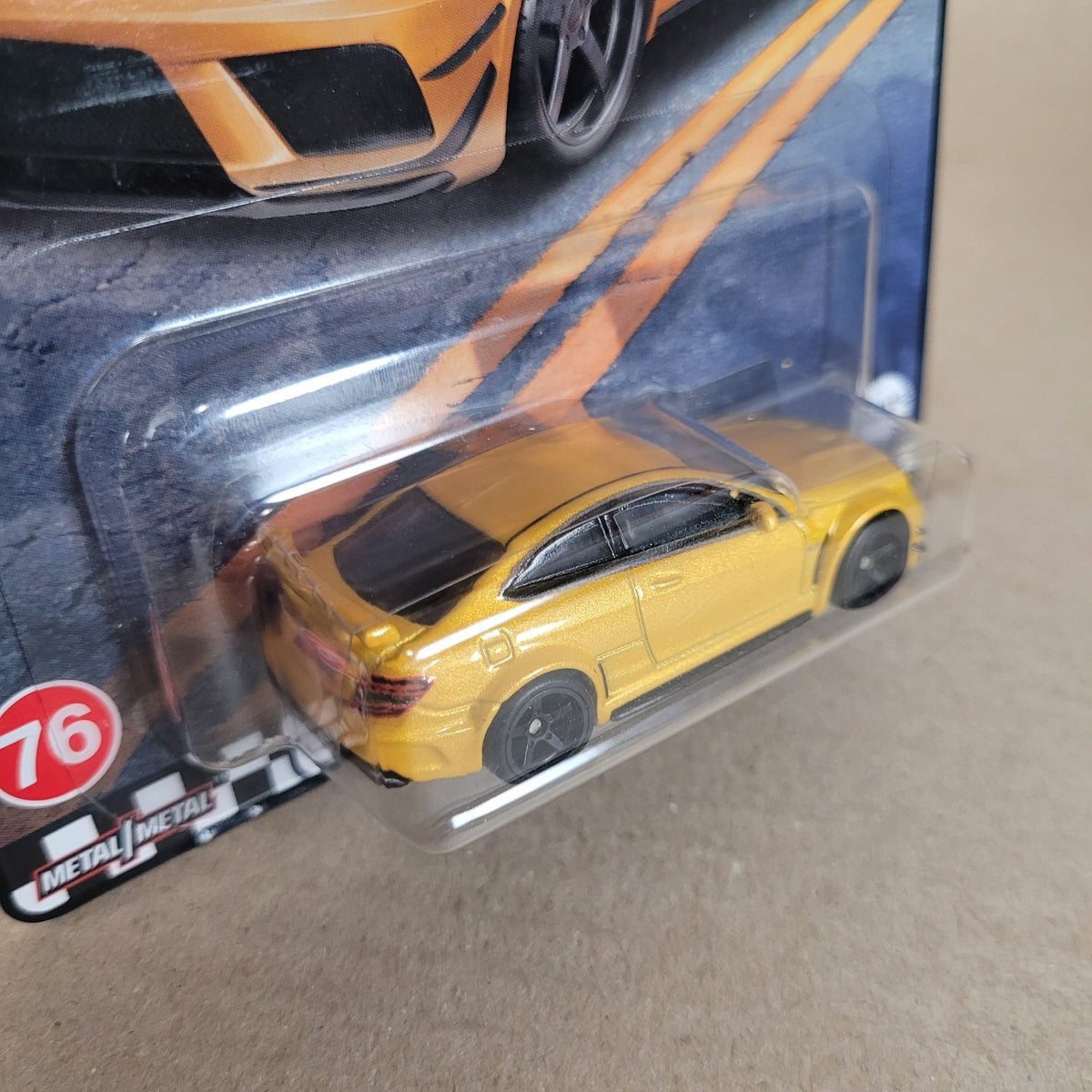 HOT WHEELS PREMIUM BOULEVARD '12 MERCEDES-BENZ C 63 AMG COUPE HKF23 Yellow