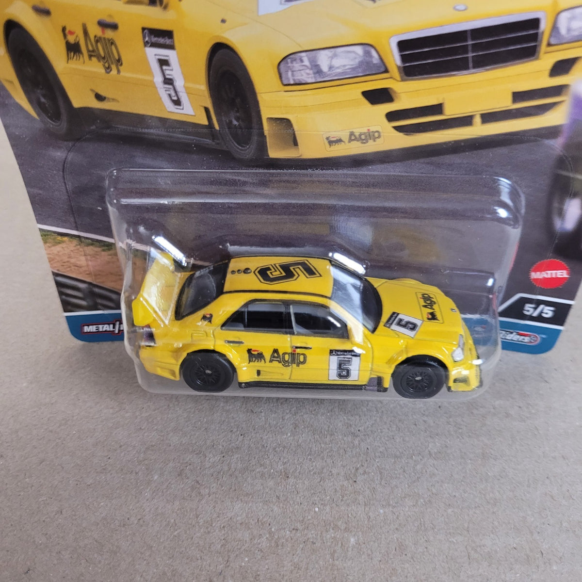hot wheels Race Day 94 AMG Mercedes C-Class DTM Touring Yellow