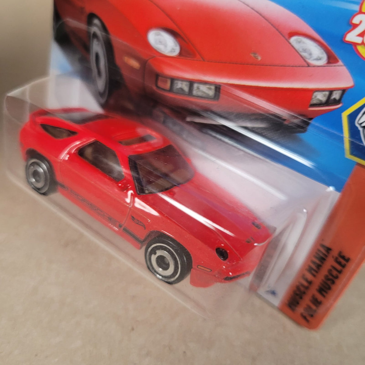 Hot Wheels 1983 Porsche 928S – Muscle Mania 2025