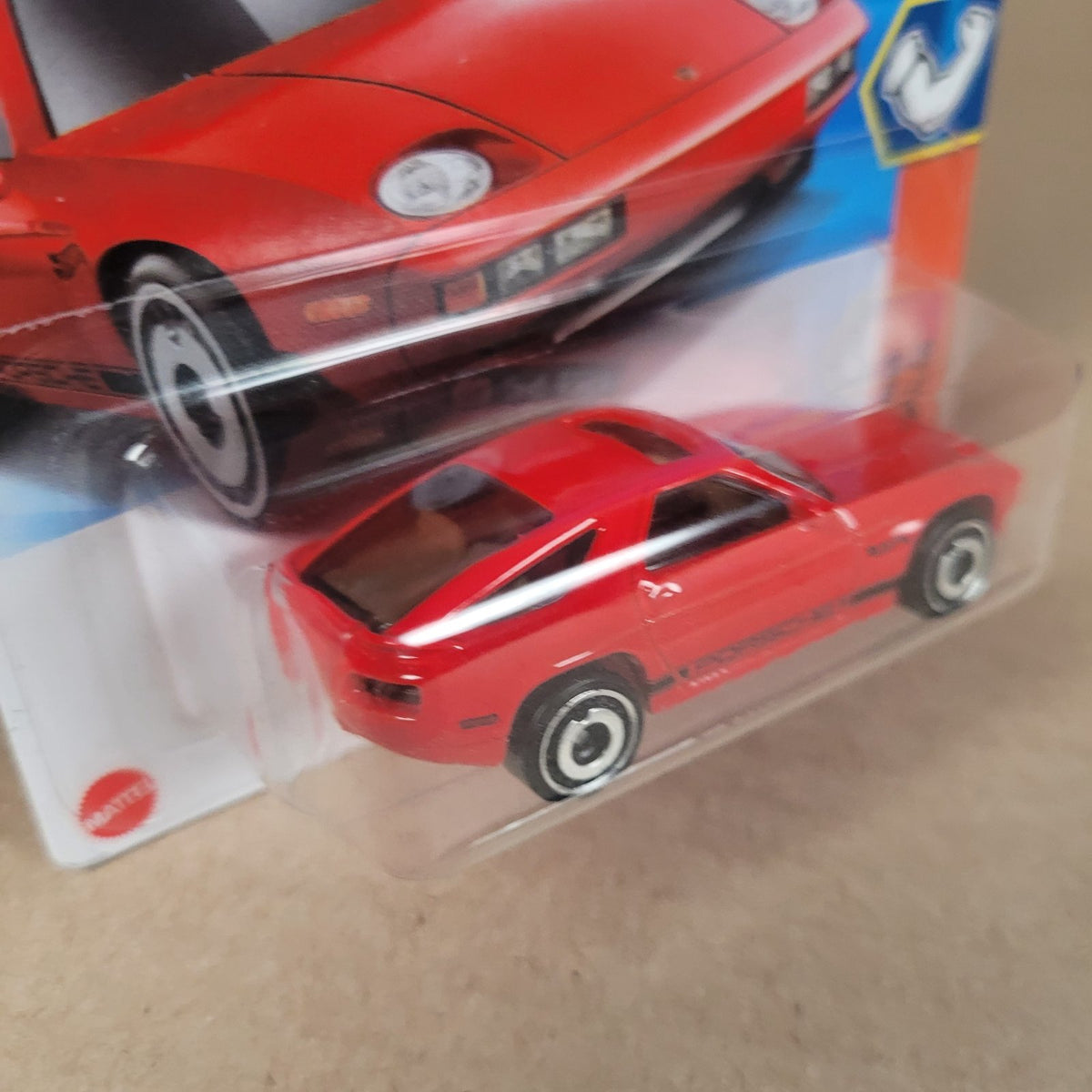 Hot Wheels 1983 Porsche 928S – Muscle Mania 2025