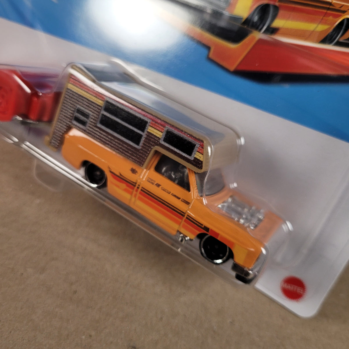 Hot Wheels Track Fleet Chevy Silverado Driftcation Mattel Diecast Truck (HYT56)