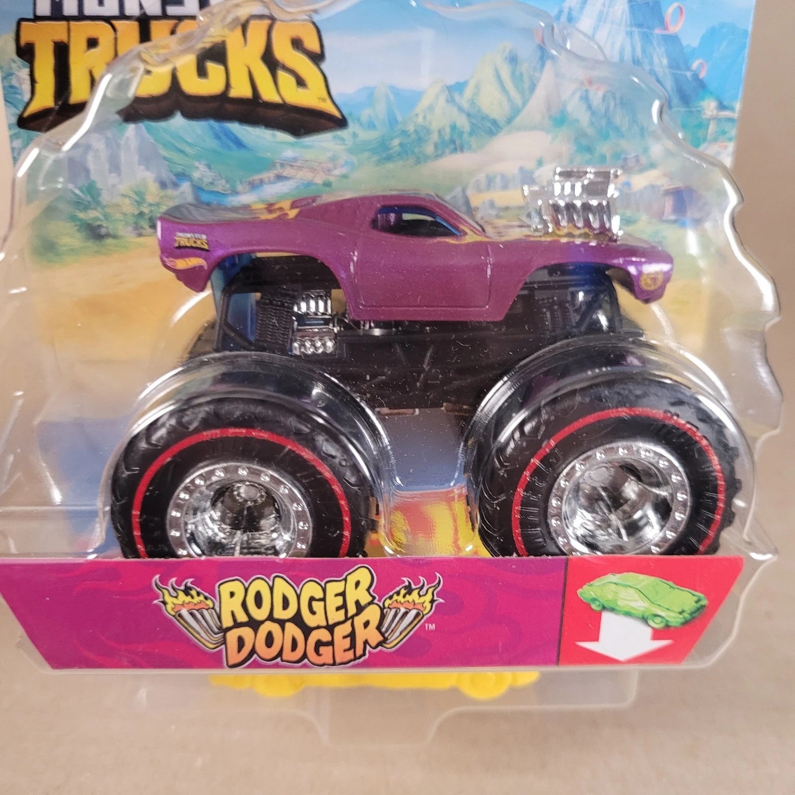 2021 Hot Wheels Monster Trucks Treasure Hunt Rodger Dodger Purple