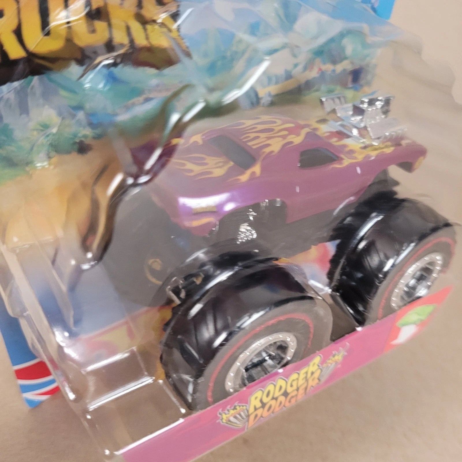2021 Hot Wheels Monster Trucks Treasure Hunt Rodger Dodger Purple